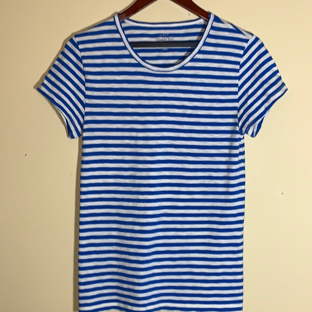 J Crew Studio Tee Women’s Size Small Blue and White Stripe 100% Cotton